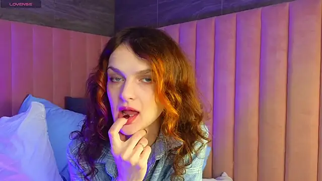 Soo dreamy online show from 01/05/25, 01:35