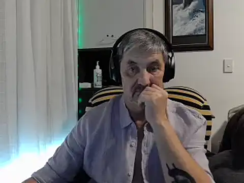 ChunkyMonkey007 online show from 12/06/24, 08:29