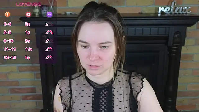 Snapshot of Ellie_Sunset chatting on 05/31/26, 08:10 Ellie Sunset online show from 05/31/26, 08:10