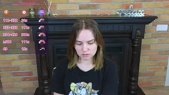 Snapshot of Ellie_Sunset chatting on 06/09/26, 01:23 Ellie Sunset online show from 06/09/26, 01:23