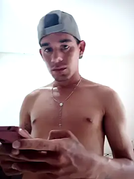 Snapshot of CamiloRivaldo_27- chatting on 02/26/26, 01:54 CamiloRivaldo 27- online show from 02/26/26, 01:54