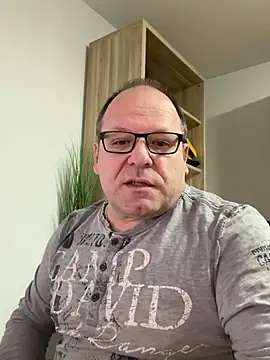 coupleLatinaLovers online show from 12/10/24, 05:39