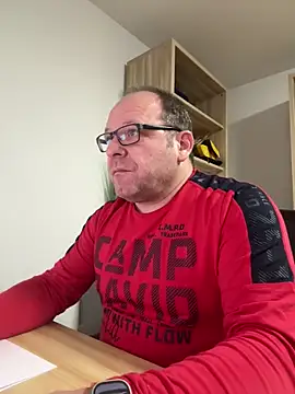 coupleLatinaLovers online show from 12/12/24, 05:42