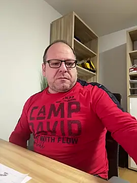 coupleLatinaLovers online show from 12/13/24, 05:38