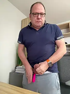 coupleLatinaLovers online show from 12/30/24, 09:48