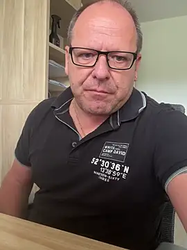 coupleLatinaLovers online show from 09/12/25, 12:27