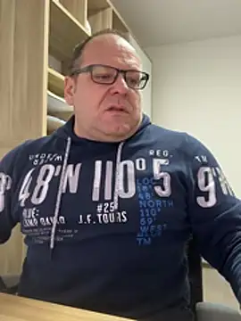 coupleLatinaLovers online show from 02/12/26, 06:52