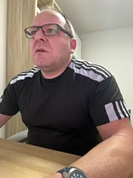 coupleLatinaLovers online show from 02/23/26, 06:22