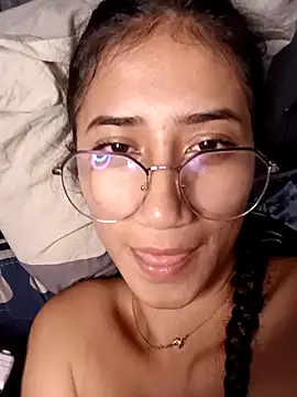 Snapshot of KaitlynLoveCam chatting on 02/13/25, 05:01 KaitlynLoveCam online show from 02/13/25, 05:01