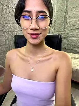 Snapshot of KaitlynLoveCam chatting on 10/03/25, 11:35 KaitlynLoveCam online show from 10/03/25, 11:35