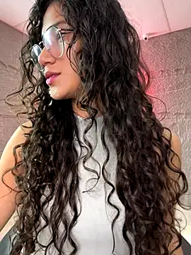 Snapshot of KaitlynLoveCam chatting on 11/13/25, 09:36 KaitlynLoveCam online show from 11/13/25, 09:36