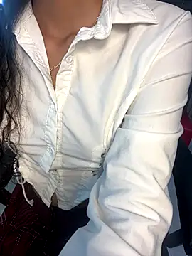 Snapshot of KaitlynLoveCam chatting on 11/17/25, 10:15 KaitlynLoveCam online show from 11/17/25, 10:15