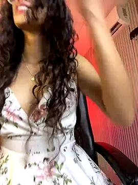 Snapshot of KaitlynLoveCam chatting on 12/15/25, 10:25 KaitlynLoveCam online show from 12/15/25, 10:25