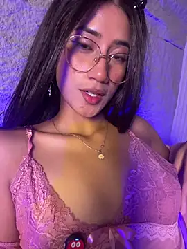 KaitlynLoveCam online show from 05/25/26, 10:49