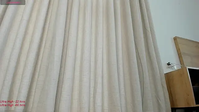 yumisunn online show from 01/18/25, 03:20