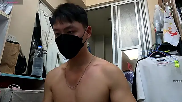 Snapshot of frnk30151 chatting on 12/23/24, 01:56 frnk30151 online show from 12/23/24, 01:56