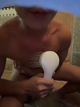 frnk30151 online show from 11/08/25, 12:05