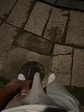 frnk30151 online show from 02/26/26, 03:00