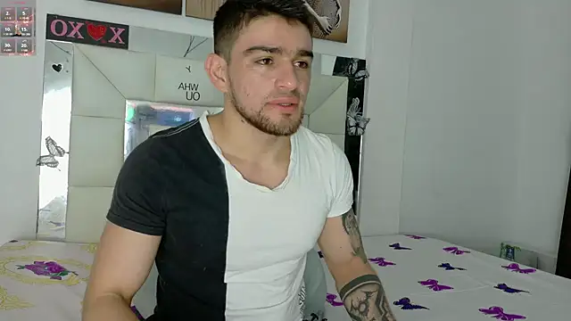 Sexy Alejandro  online show from 02/24/25, 11:21