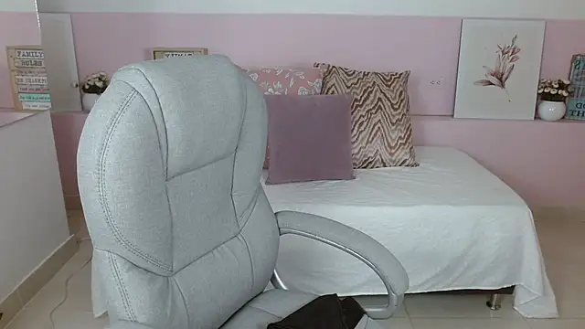 Snapshot of adhara_cortez chatting on 12/07/24, 05:42 adhara cortez online show from 12/07/24, 05:42