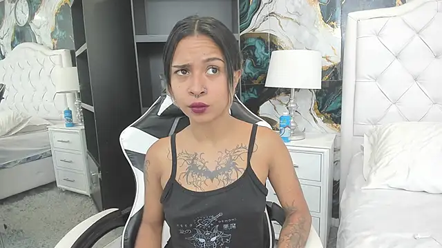 Snapshot of rave_connor chatting on 10/23/25, 07:34 rave connor online show from 10/23/25, 07:34