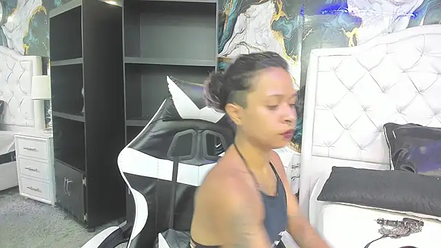 Snapshot of rave_connor chatting on 11/26/25, 07:15 rave connor online show from 11/26/25, 07:15