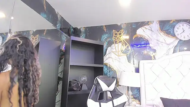 Snapshot of rave_connor chatting on 12/16/25, 07:19 rave connor online show from 12/16/25, 07:19