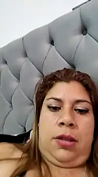 Laura-Hernandez online show from 02/27/25, 05:36