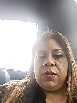 Laura-Hernandez online show from 03/06/25, 02:18