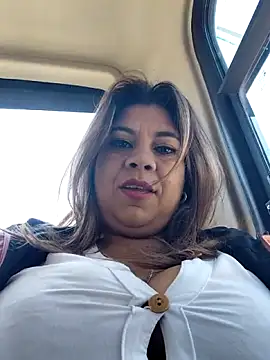 Laura-Hernandez online show from 02/27/26, 03:12