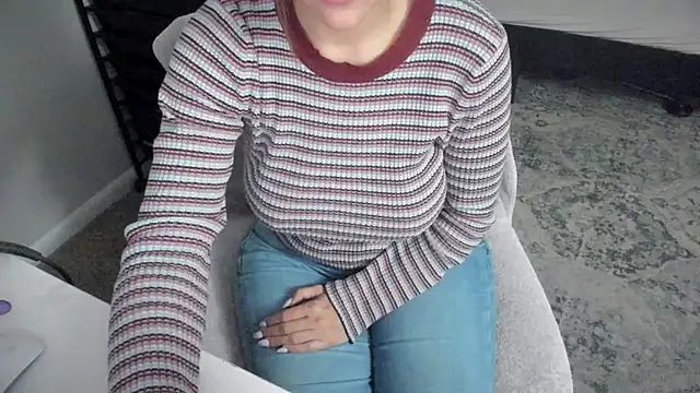 bigb00tyjudyyX online show from 10/27/25, 12:31