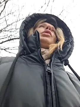 Snapshot of YourJuliena chatting on 01/13/25, 12:35 YourJuliena online show from 01/13/25, 12:35