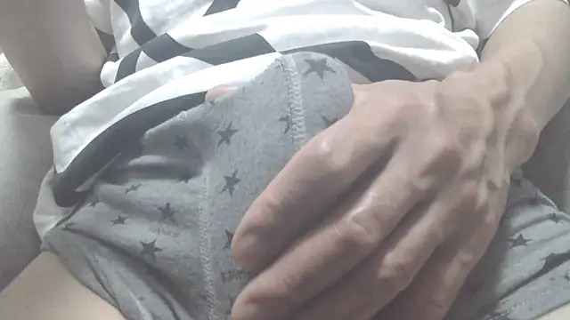 Snapshot of ma_a_tan chatting on 10/13/25, 05:57 ma a tan online show from 10/13/25, 05:57