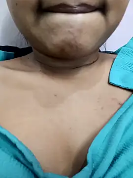 Snapshot of Ananya_34 chatting on 03/09/25, 09:57 Ananya 34 online show from 03/09/25, 09:57