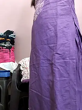 Snapshot of Ananya_34 chatting on 10/18/25, 02:36 Ananya 34 online show from 10/18/25, 02:36