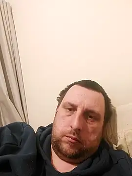 HE-M123 online show from 03/09/25, 08:42