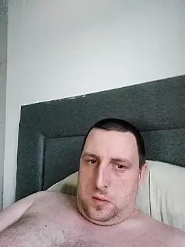 HE-M123 online show from 12/16/25, 04:12