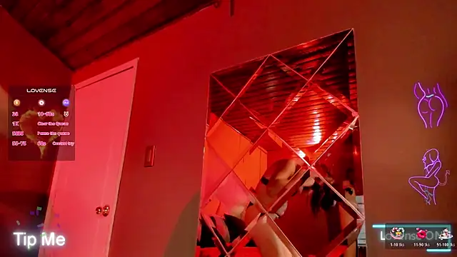 Alliemilky online show from 10/28/25, 04:38