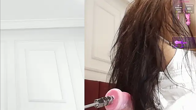 Luna monroe  online show from 02/20/25, 01:51