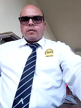 Camilo-31RI online show from 04/18/26, 08:09