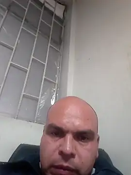 Snapshot of Camilo-31RI chatting on 05/01/26, 11:31 Camilo-31RI online show from 05/01/26, 11:31