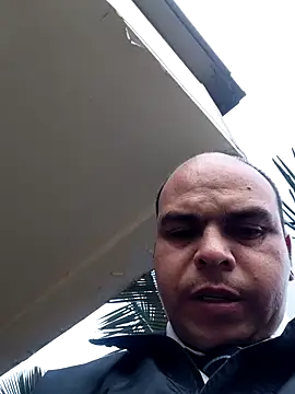 Snapshot of Camilo-31RI chatting on 06/10/26, 11:31 Camilo-31RI online show from 06/10/26, 11:31