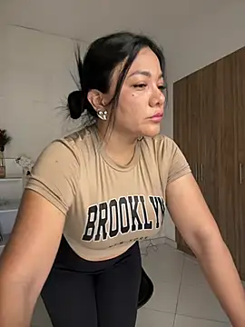 Abril10  online show from 03/14/25, 02:19