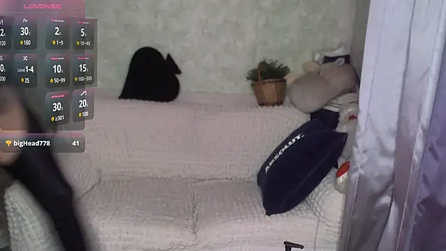 Snapshot of rossi_r chatting on 01/24/25, 07:18 rossi r online show from 01/24/25, 07:18