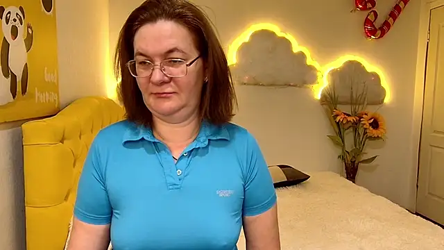 HolyMilfa online show from 02/02/25, 07:41