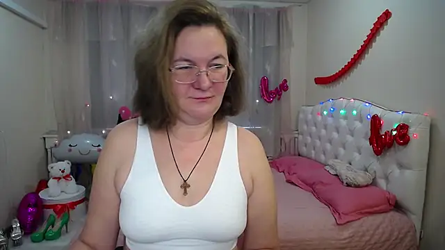 HolyMilfa online show from 02/16/25, 07:37