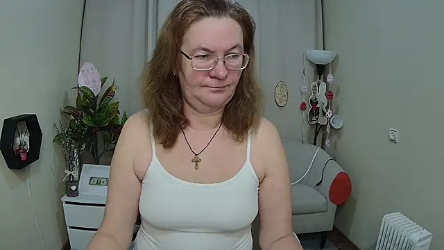 HolyMilfa online show from 04/14/26, 06:52