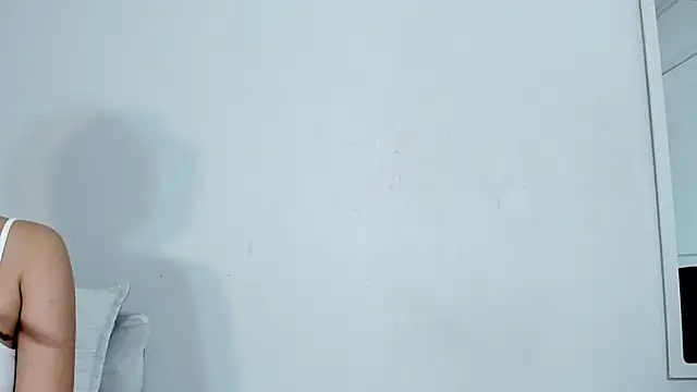 Maia W10 online show from 01/25/25, 03:52