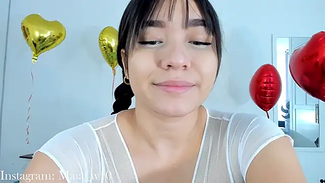 Maia W10 online show from 03/08/25, 12:30