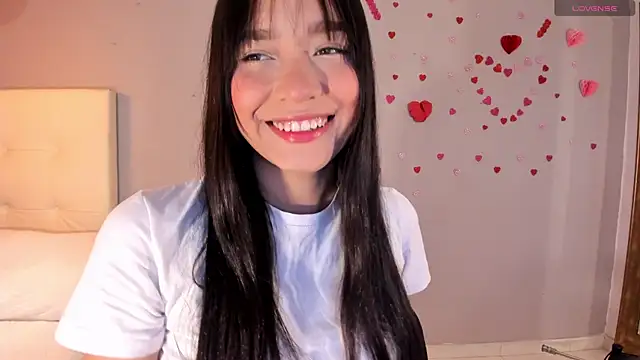 Maia W10 online show from 04/08/26, 12:27